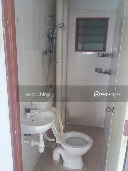 Untuk Disewa - Laksamana Puri