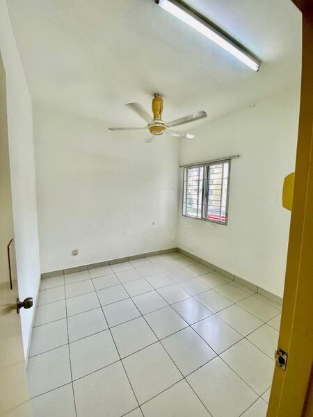 For Rent - Pangsapuri Akasia (Bandar Botanic)