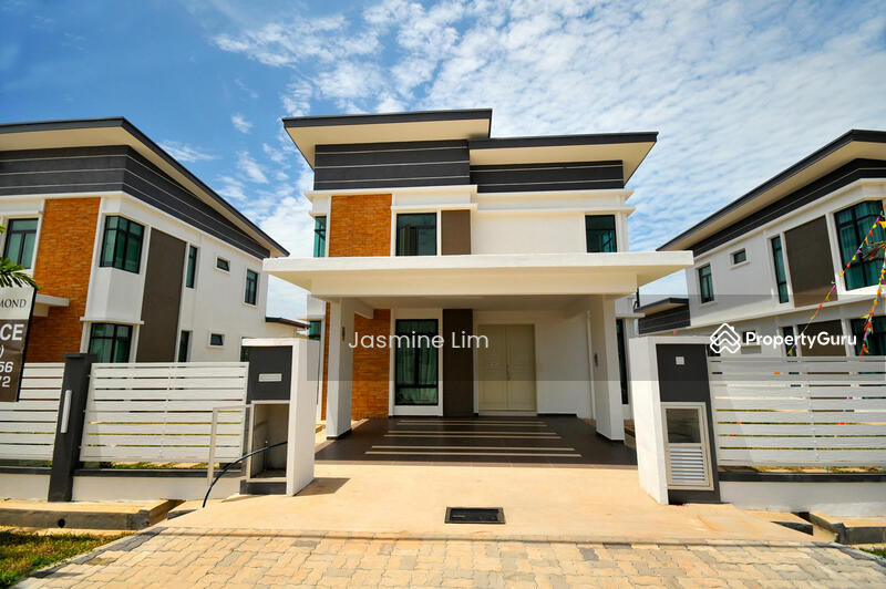 Untuk Dijual - Dengkil- 0% Downpayment!!! Double Storey Semi-D 45x100 Freehold Last 4 Unit [Cyberjaya]