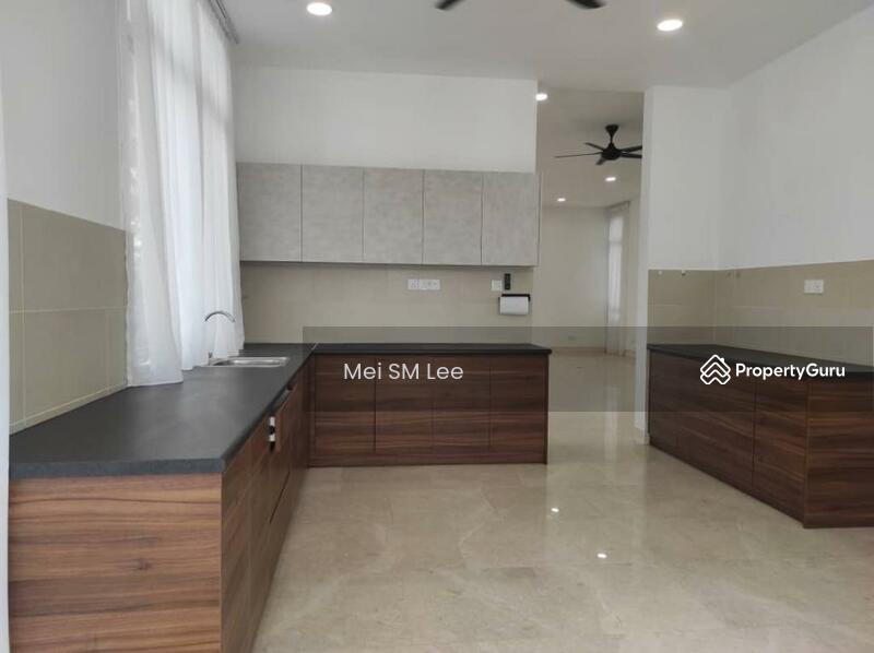 The Valley TTDI, Ampang Dry Kitchen