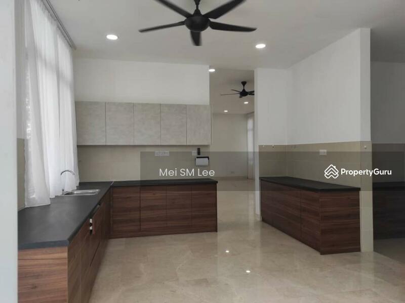 The Valley TTDI, Ampang Dry Kitchen