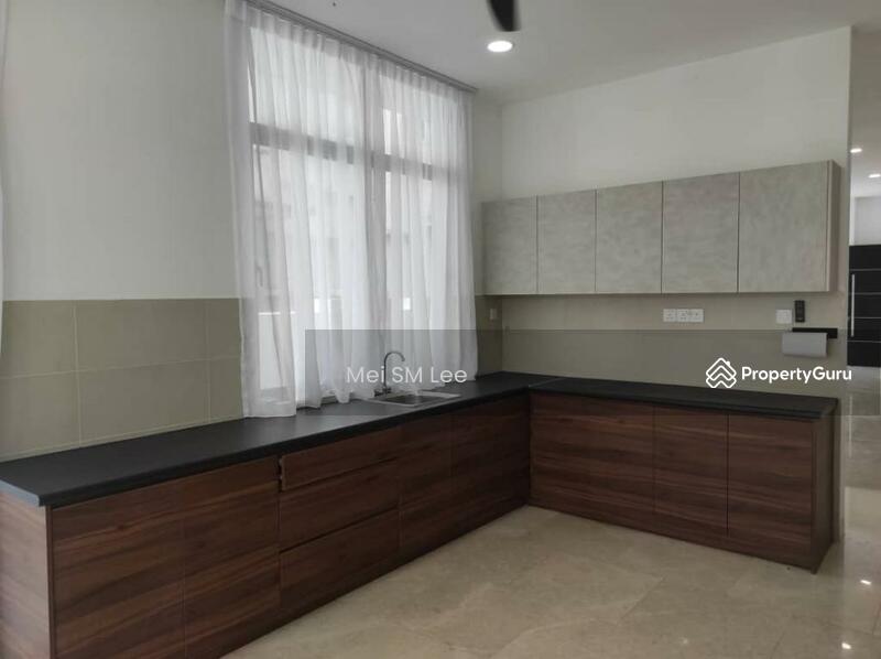 The Valley TTDI, Ampang Dry Kitchen