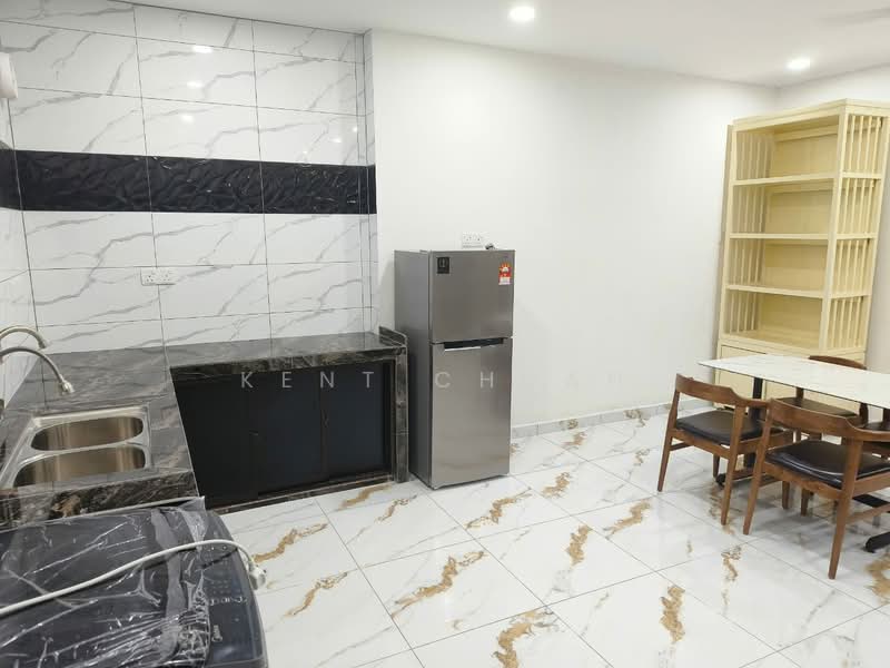 2-storey Terraced House for Rent in Raja Uda (Butterworth) - Kent Chuah - Kitchen - PropertyGuru.com.my