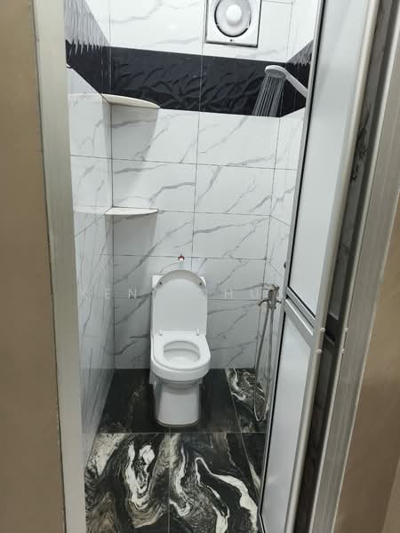 2-storey Terraced House for Rent in Raja Uda (Butterworth) - Kent Chuah - Bathroom - PropertyGuru.com.my
