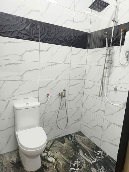 2-storey Terraced House for Rent in Raja Uda (Butterworth) - Kent Chuah - Bathroom - PropertyGuru.com.my