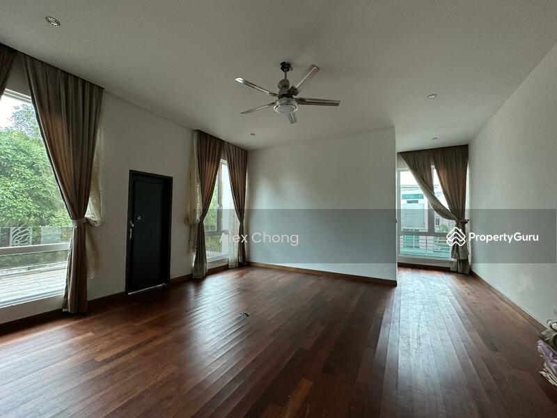 Untuk Dijual - One Legenda
