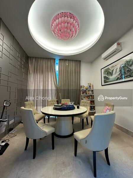 Untuk Dijual - One Legenda