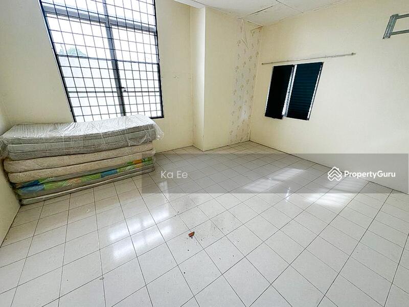 2-storey Terraced House for Sale in Bandar Country Homes (Rawang) - Ka Ee - PropertyGuru.com.my