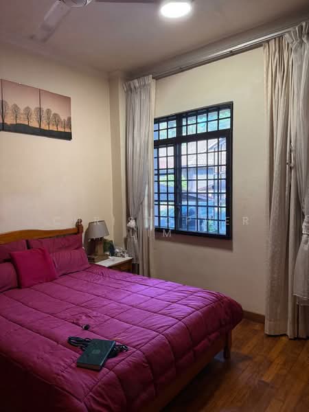 Kondominium untuk Disewa di Kampung Warisan - Christopher Lim - Bedroom - PropertyGuru.com.my