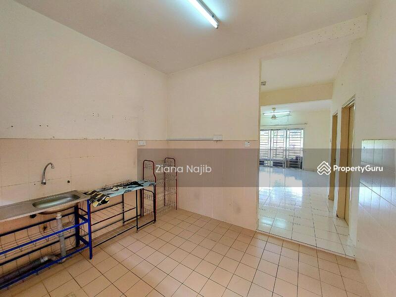 Rumah Teres 2-Tingkat untuk Dijual di Puncak Alam (Selangor) - Ziana Najib - PropertyGuru.com.my