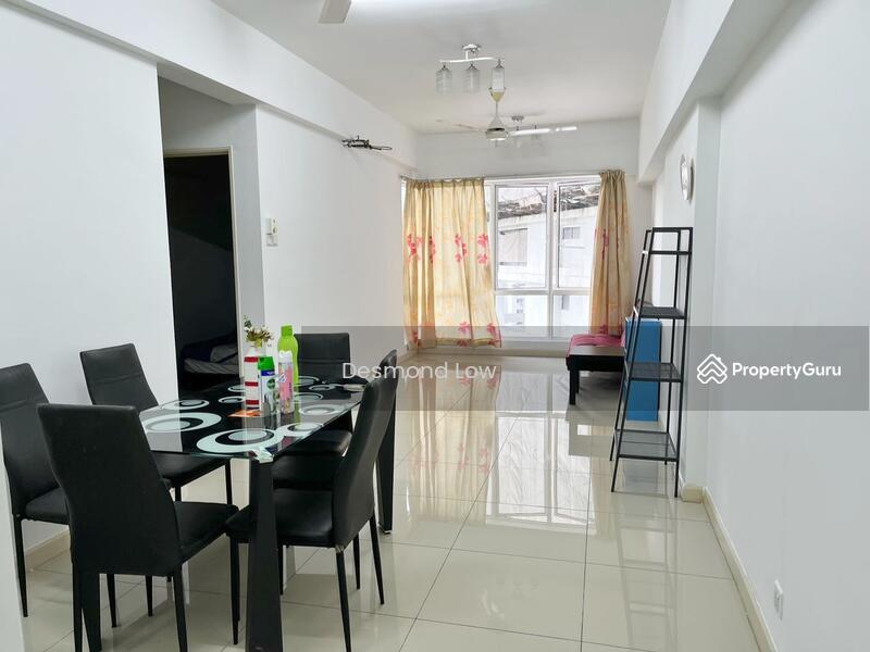 For Rent - Tiara Mutiara / The Crown