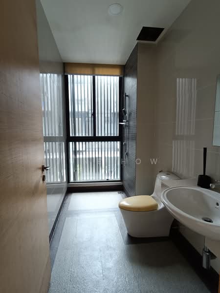 3.5-storey Terraced House for Sale in Damansara Perdana (Selangor) - June How - Bathroom - PropertyGuru.com.my