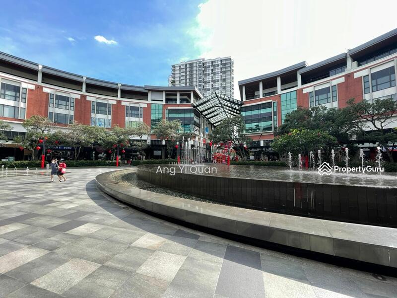 For Sale - Plaza Arkadia