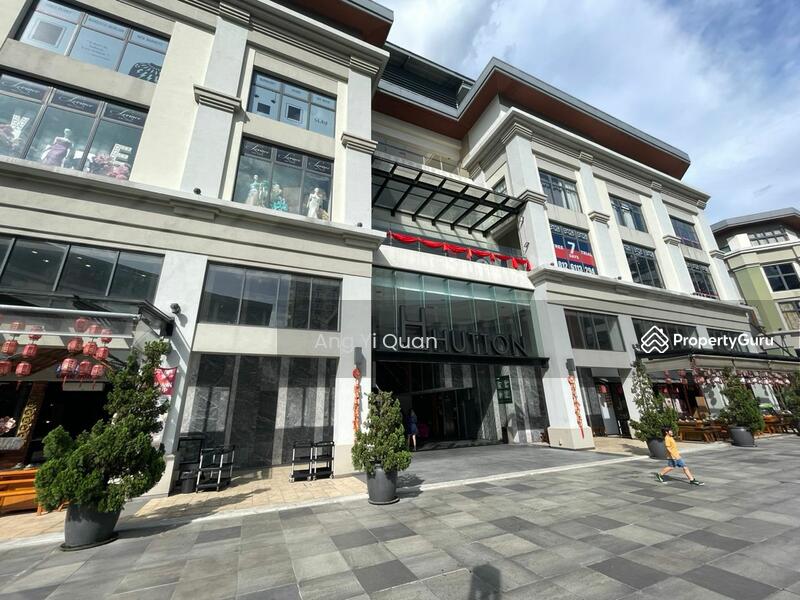 For Sale - Plaza Arkadia