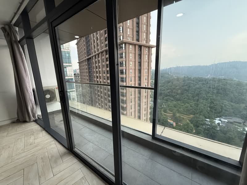 Condominium for Rent at SOHO @ Empire City - Alan Chia - Balcony - PropertyGuru.com.my