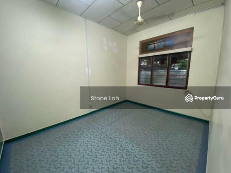 TAMAN CANNING GARDEN SINGLE STOREY INTERMEDIATE CORNER HOUSE FOR SALES