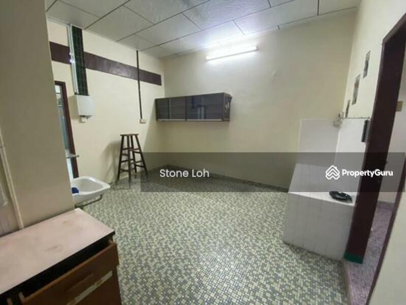 TAMAN CANNING GARDEN SINGLE STOREY INTERMEDIATE CORNER HOUSE FOR SALES