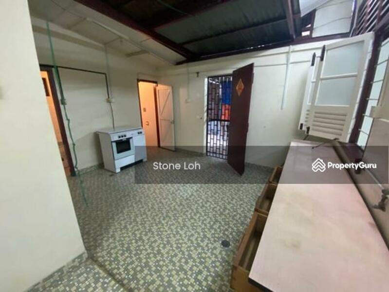 TAMAN CANNING GARDEN SINGLE STOREY INTERMEDIATE CORNER HOUSE FOR SALES