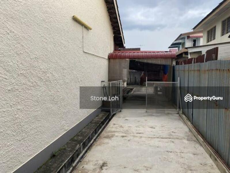 TAMAN CANNING GARDEN SINGLE STOREY INTERMEDIATE CORNER HOUSE FOR SALES