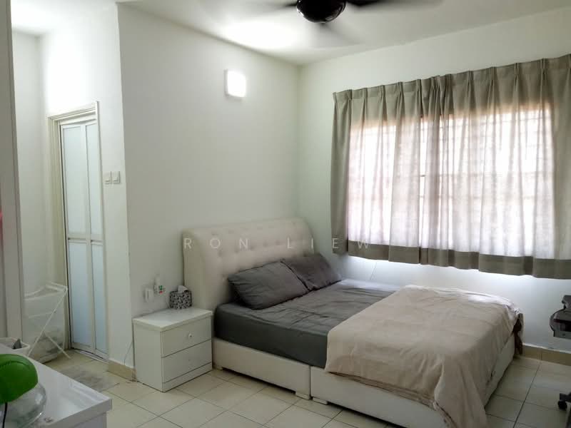 Apartment for Sale at Serdang Villa Apartment - Ron Liew - PropertyGuru.com.my