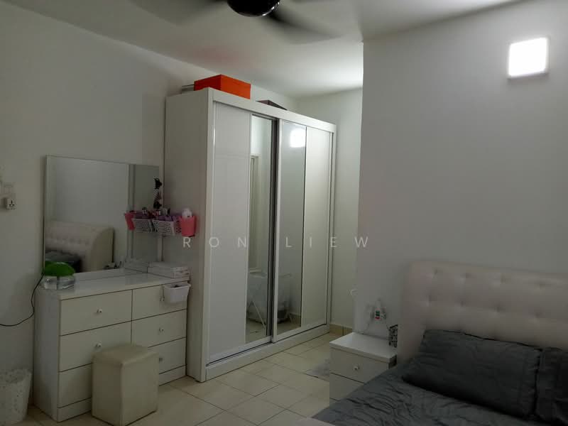 Apartment for Sale at Serdang Villa Apartment - Ron Liew - PropertyGuru.com.my