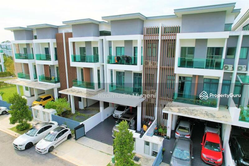 3-storey Terraced House for Sale in Bandar Nusaputra (Puchong) - Rizamudin Mugeni - PropertyGuru.com.my