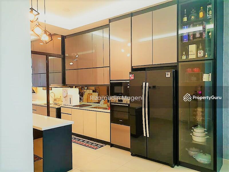 3-storey Terraced House for Sale in Bandar Nusaputra (Puchong) - Rizamudin Mugeni - PropertyGuru.com.my