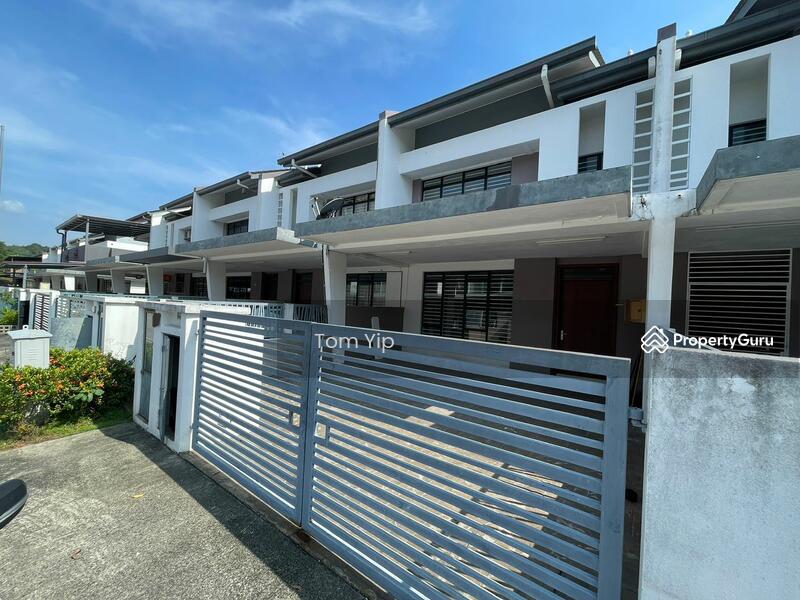 M Residence, Rawang, Jalan MR 11/14, Rawang, Selangor, 4 Bedrooms, 2380