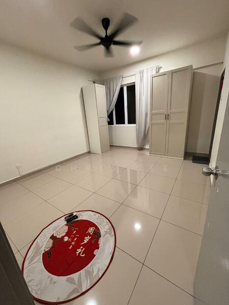 Untuk Disewa - Brand new largest condo 1335sf partly furnished low density privacy environment