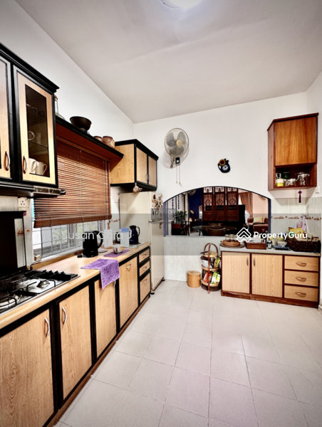 For Sale - A Double-Storey Semi-Detached House in Air Itam.