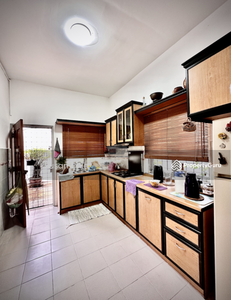 For Sale - A Double-Storey Semi-Detached House in Air Itam.