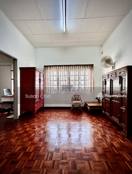 For Sale - A Double-Storey Semi-Detached House in Air Itam.