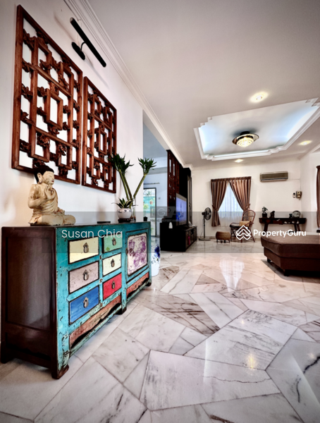 For Sale - A Double-Storey Semi-Detached House in Air Itam.