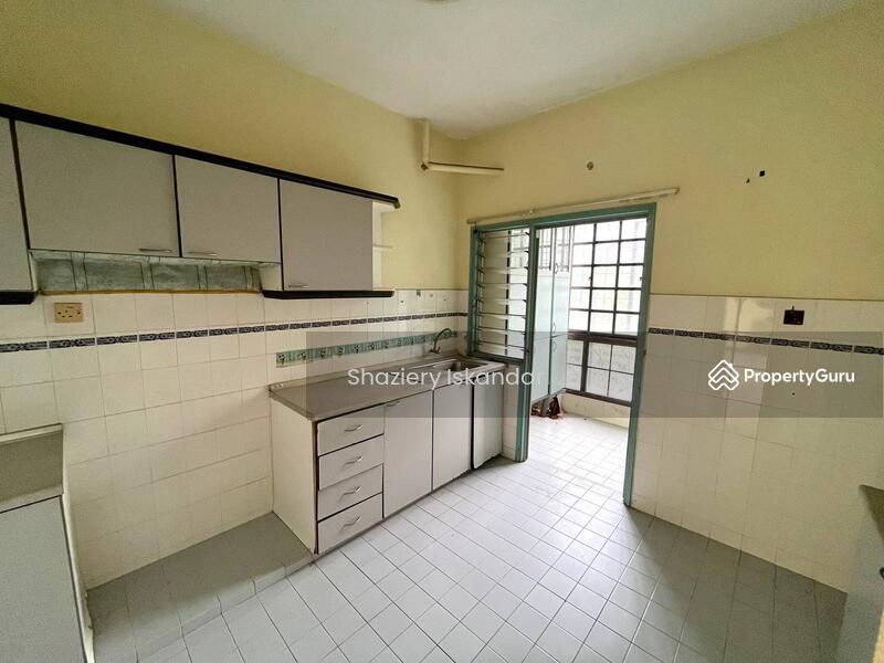 Condominium for Sale at Emerald Hill Condominium - Shaziery Iskandar - PropertyGuru.com.my