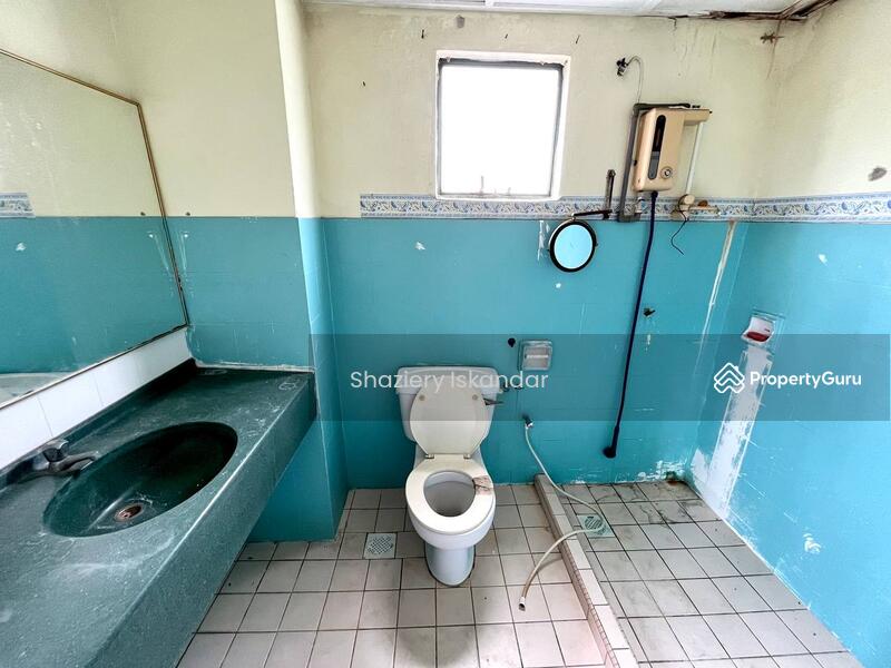 Condominium for Sale at Emerald Hill Condominium - Shaziery Iskandar - PropertyGuru.com.my