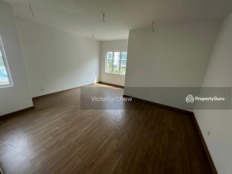 2.5 storey corner house Capri USJ Heights USJ, USJ Heights, Subang Jaya