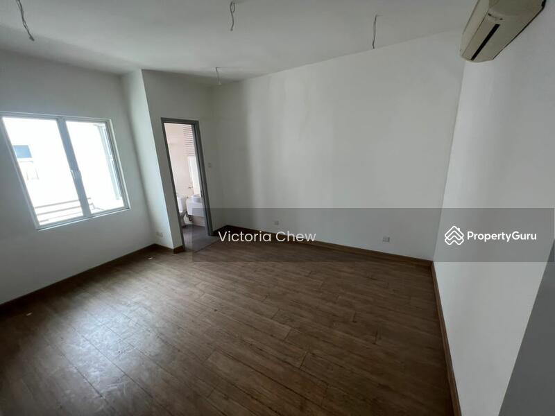 2.5 storey corner house Capri USJ Heights USJ, USJ Heights, Subang Jaya