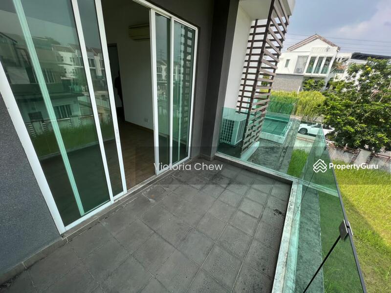 2.5 storey corner house Capri USJ Heights USJ, USJ Heights, Subang Jaya