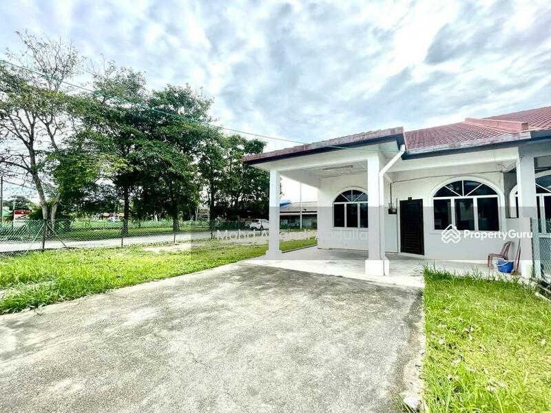Corner Lot TERMURAH SemiD Jalan Nenas Sarawak Meru Klang, Klang, Selangor, 4 Bedrooms, 1300