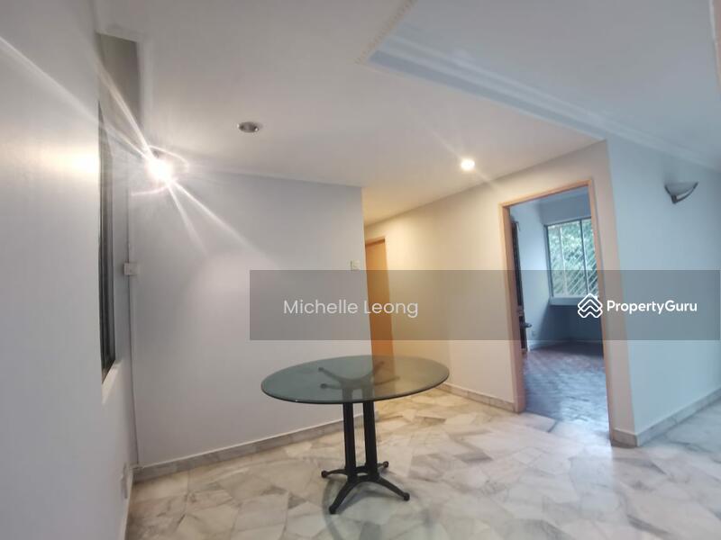 Untuk Disewa - Nyaman Court