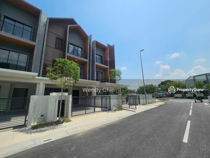 3-storey Terraced House for Sale in Puchong (Selangor) - Wendy Chin - PropertyGuru.com.my