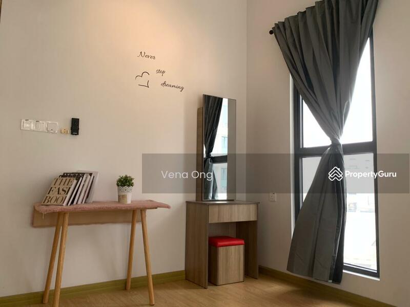 For Sale - Royal Strand @ Country Garden Danga Bay