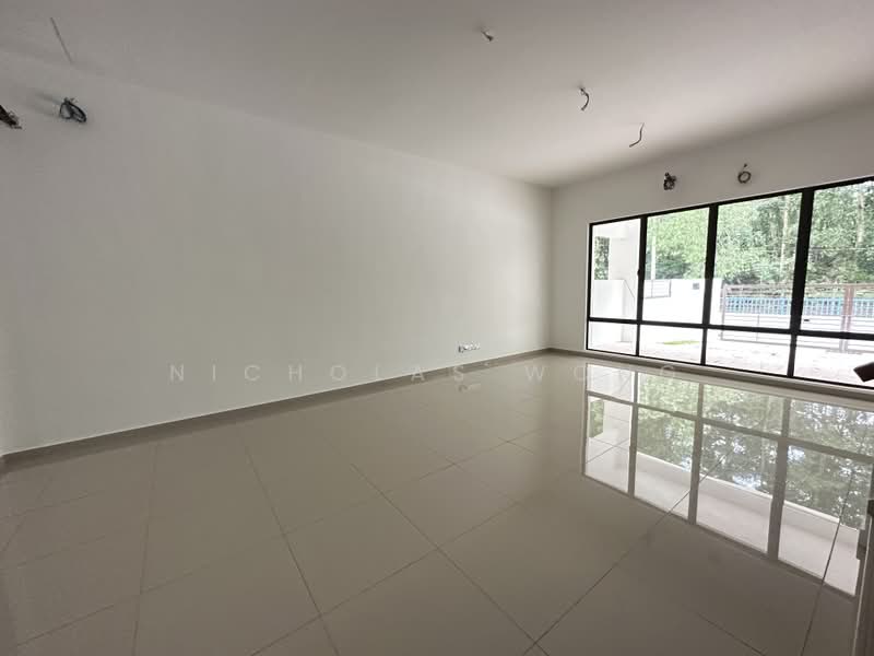 2-storey Terraced House for Sale in Taman Gembira (Jalan Klang Lama (Old Klang Road)) - Nicholas Wong - Living Room - PropertyGuru.com.my