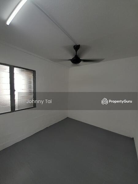 For Rent - Rumah Pangsa Seri Ros