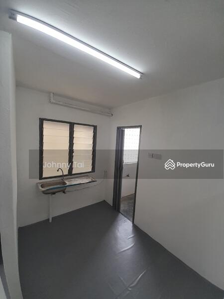 For Rent - Rumah Pangsa Seri Ros