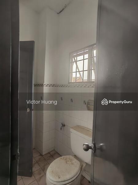 2-storey Terraced House for Sale in Seksyen 6 (Kota Damansara) - Victor Huang - PropertyGuru.com.my