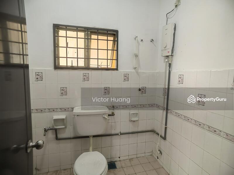 2-storey Terraced House for Sale in Seksyen 6 (Kota Damansara) - Victor Huang - PropertyGuru.com.my