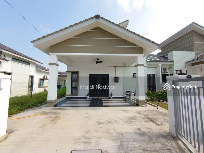 Single Storey Semi D House Taman Indah Putera, Sepang, Selangor, Sepang