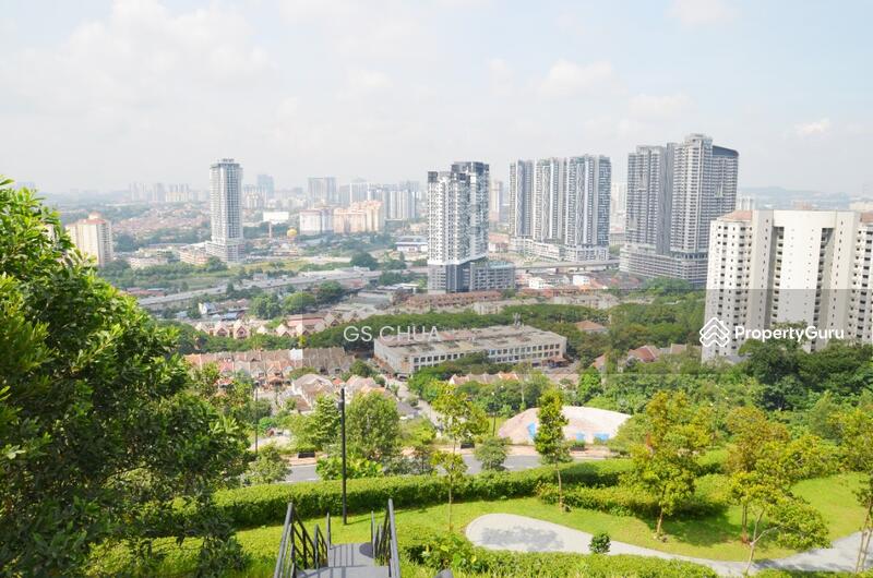 For Sale - Freehold Hilltop Garden Villa in Bukit Gasing For Sale