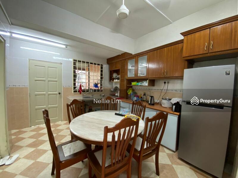 Kolam Air Johor Bahru Double Storey SemiD / Near CIQ, Johor Bahru